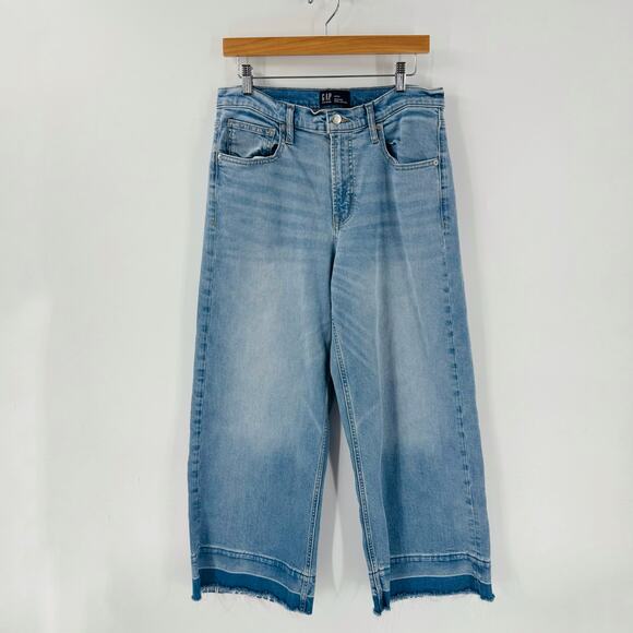 GAP High Rise Wide Leg Crop Jeans Light Wash Raw Hem Denim Size 12R - Picture 1 of 9